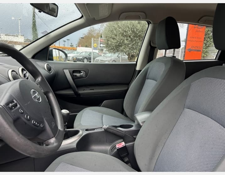 NISSAN QASHQAI photo 3