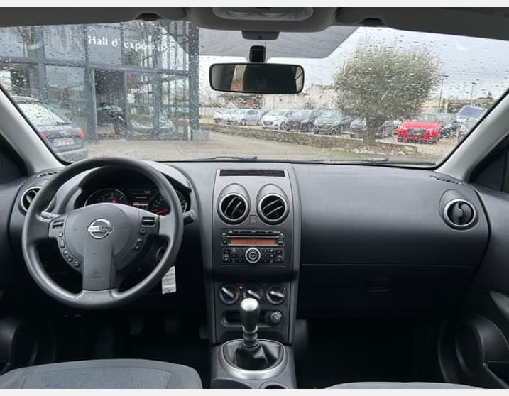 NISSAN QASHQAI photo 5