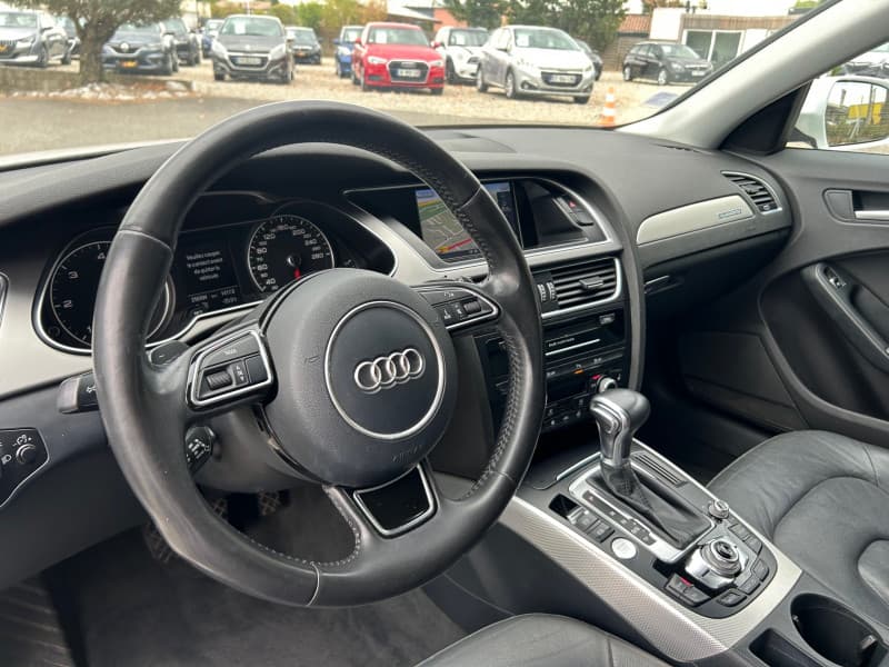AUDI A4 AVANT photo 8
