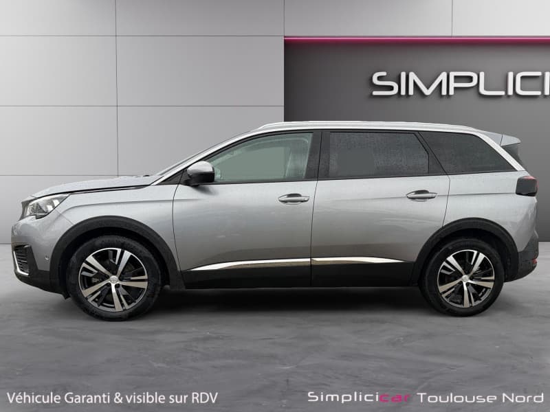 PEUGEOT 5008 photo 6