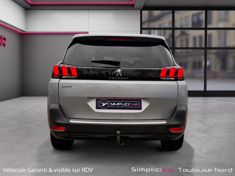 PEUGEOT 5008 photo 7