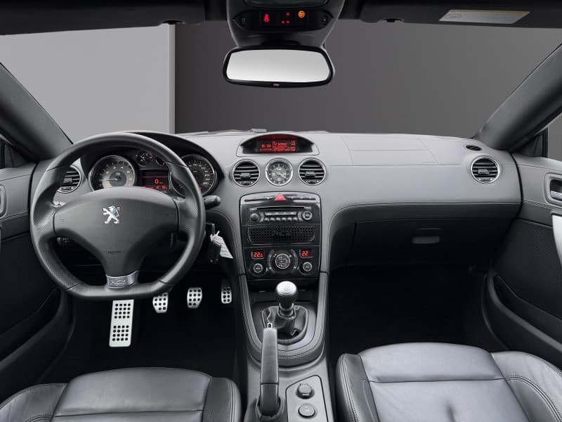 PEUGEOT RCZ photo 2
