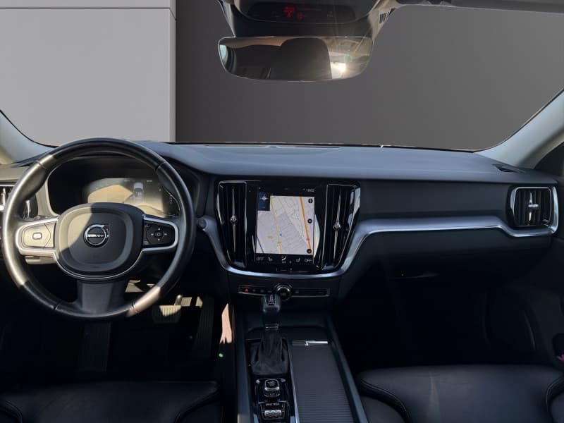 VOLVO V60 photo 2