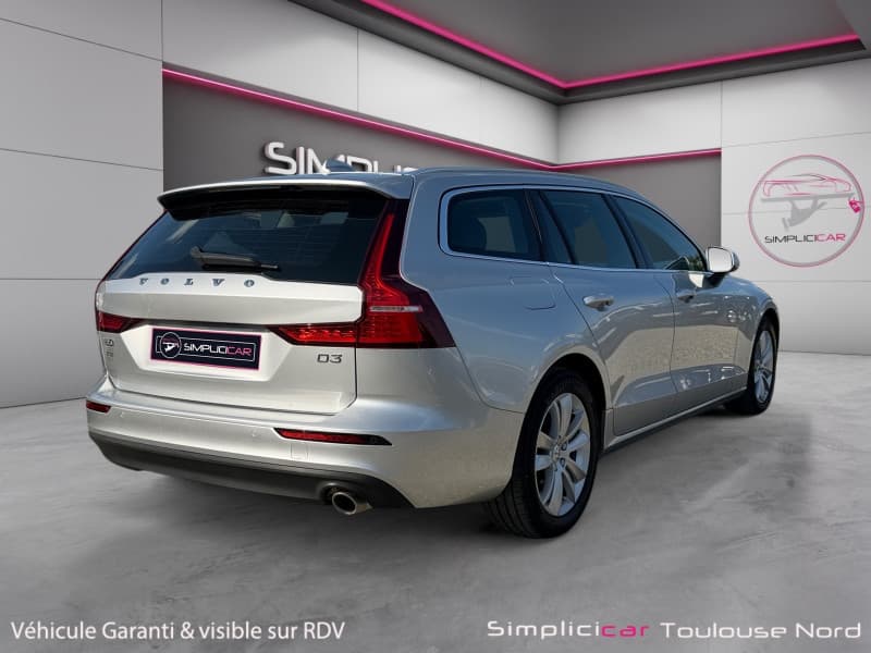 VOLVO V60 photo 8