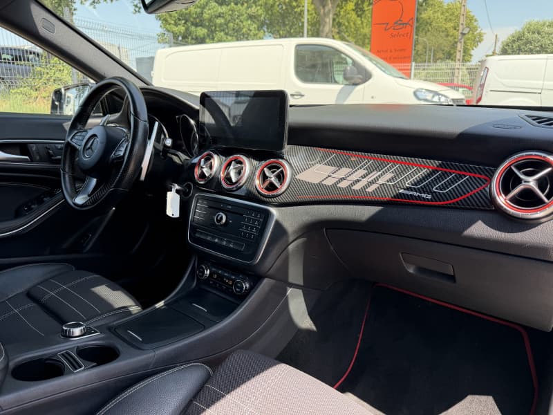 MERCEDES CLA photo 6