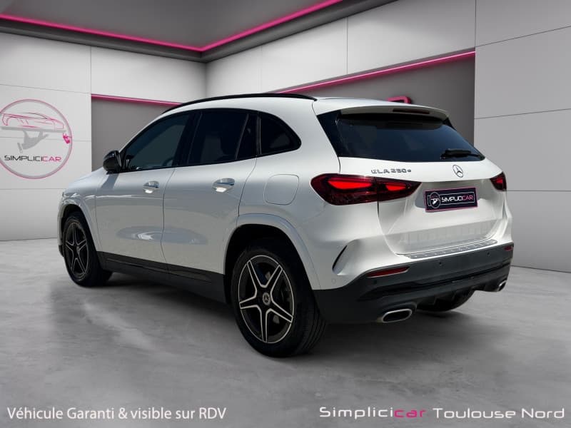 MERCEDES GLA photo 3