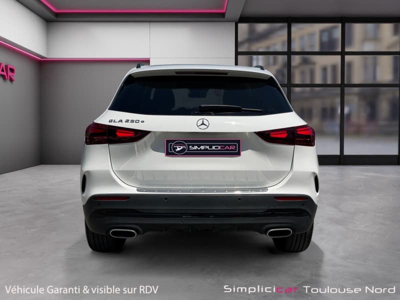 MERCEDES GLA photo 7