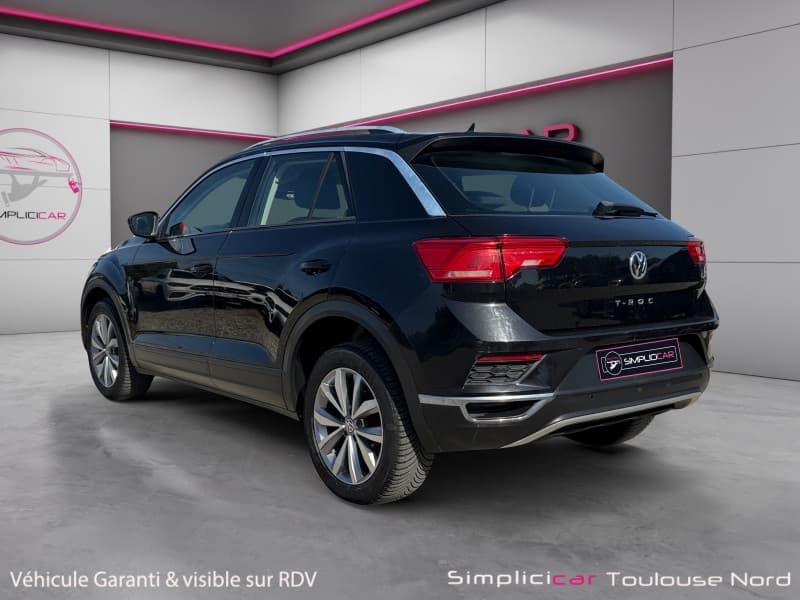 VOLKSWAGEN T-ROC photo 3