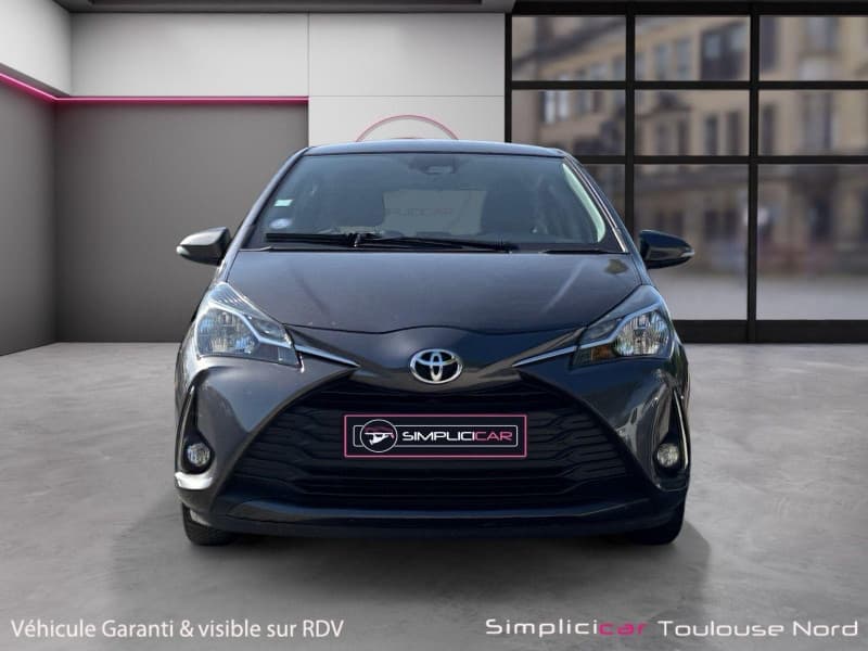TOYOTA YARIS photo 6