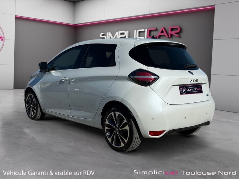 RENAULT ZOE photo 3