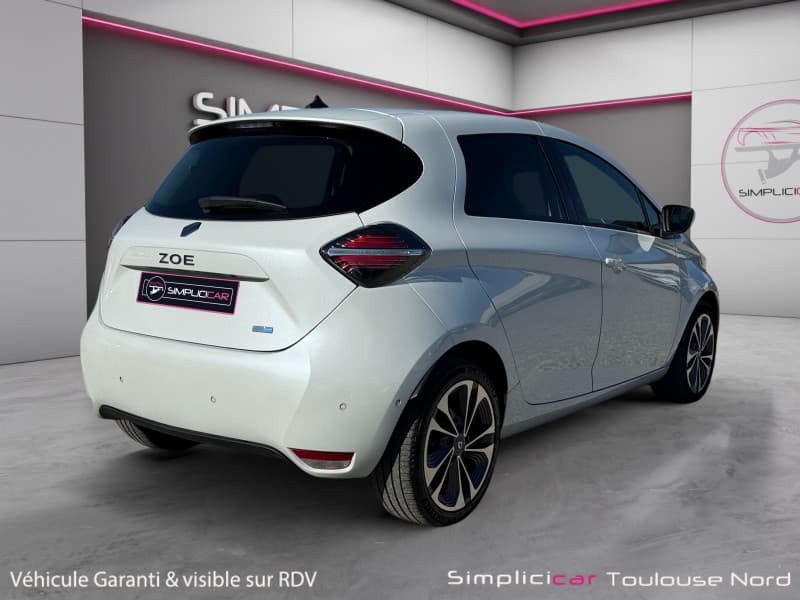 RENAULT ZOE photo 8