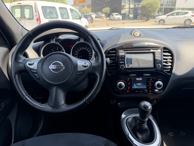 NISSAN JUKE photo 2