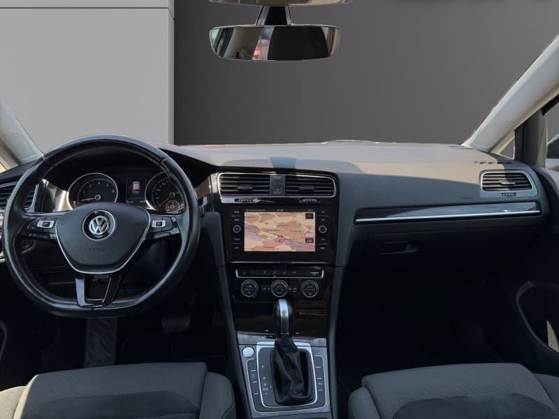 VOLKSWAGEN GOLF VII photo 2