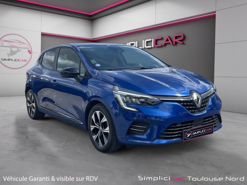 RENAULT CLIO V 1.6 E-TECH 145CH FULL HYBRID EVOLUTION 2023 occasion Toulouse